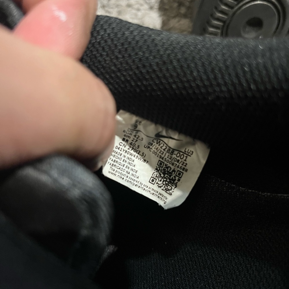 Nike Men's Classic Black and White Sneakers Customized (Black with White) - Picture 6 of 6